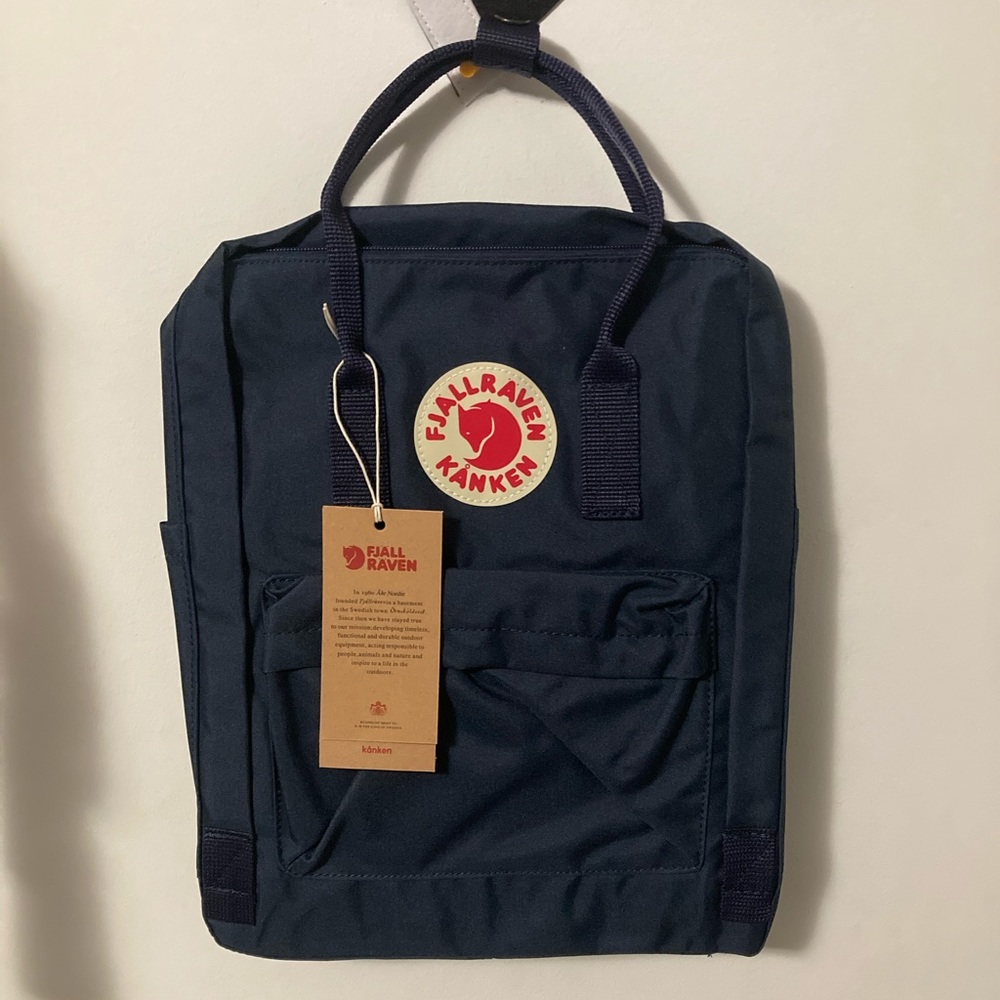 Fjallraven Kanken Backpack (16L)